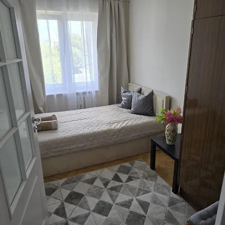 Wyszynskiego 8 Osobowe